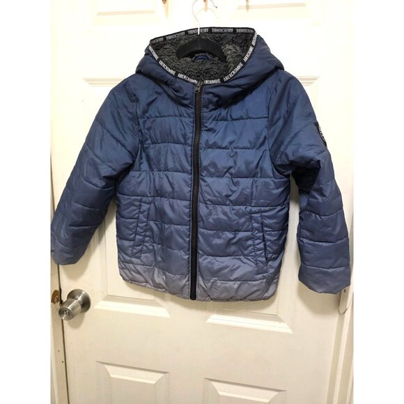 Abercrombie Kids Blue Gradient Puffer Jacket With Hood Size 7/8 - Picture 2 of 12